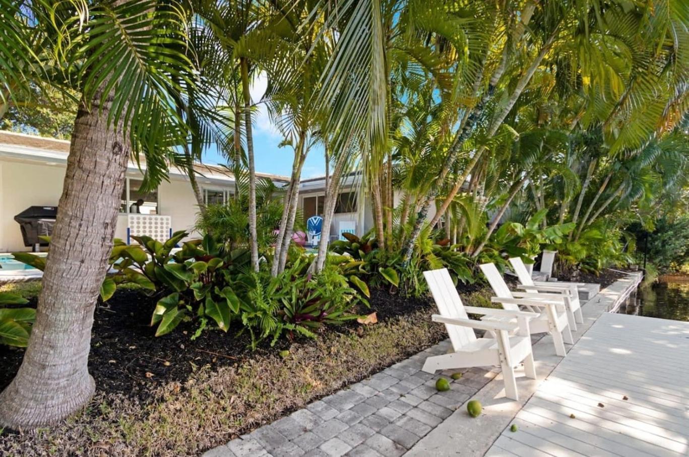 Waterfront Heated Pool Hot Tub Hébergement de vacances *